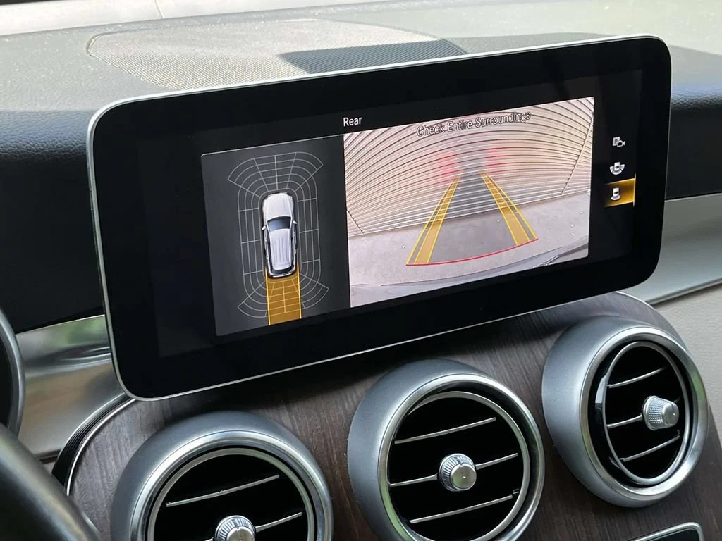 2022 Mercedes-Benz GLC GLC300 - Photo 26