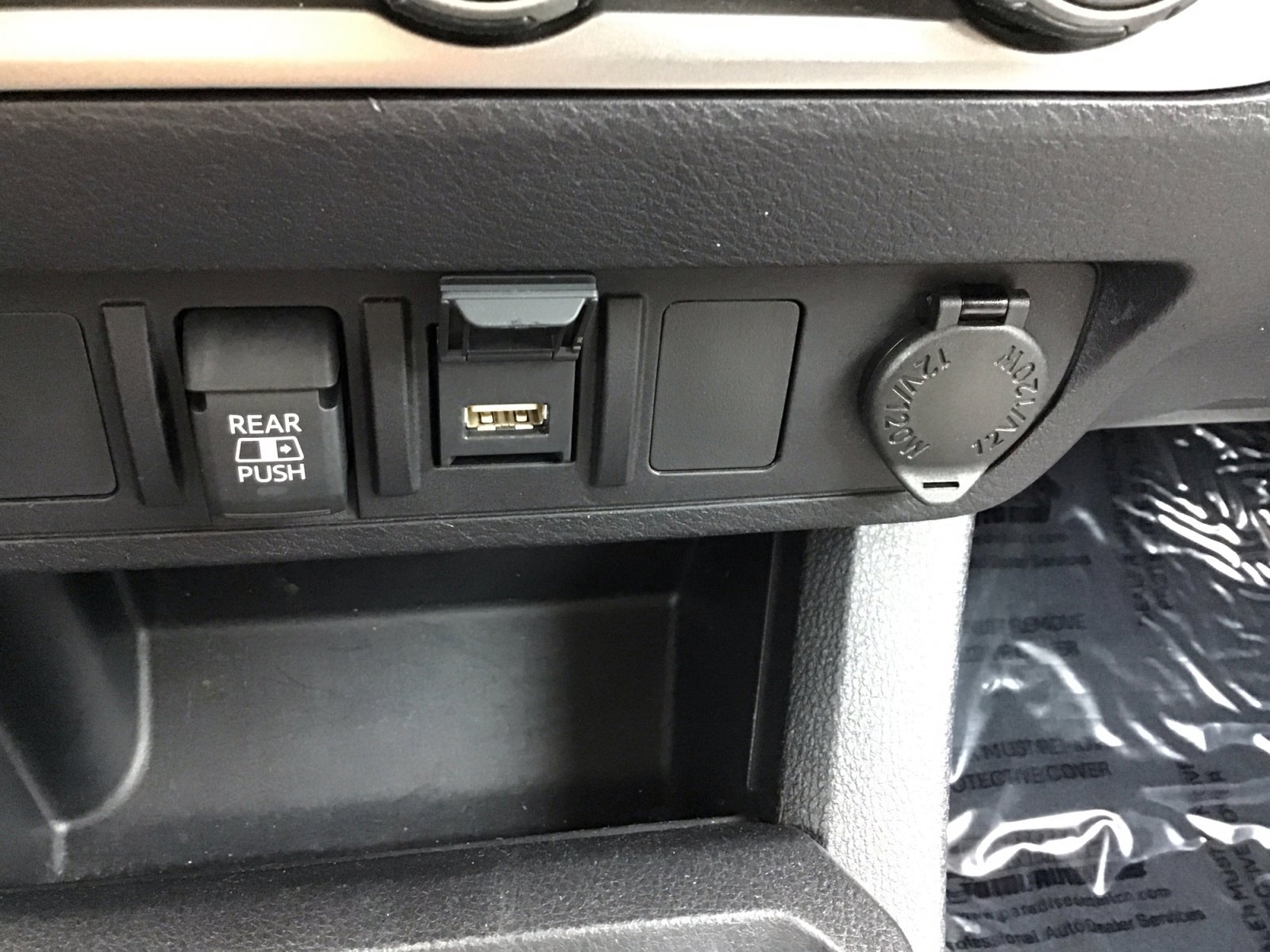 Used 2023 Ice Cap Toyota SR5 image 16