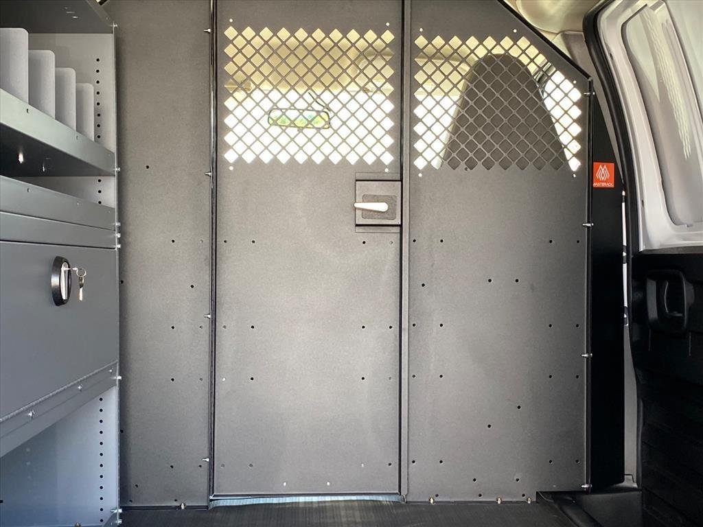 2025 Chevrolet Express Cargo Work Van - Photo 9