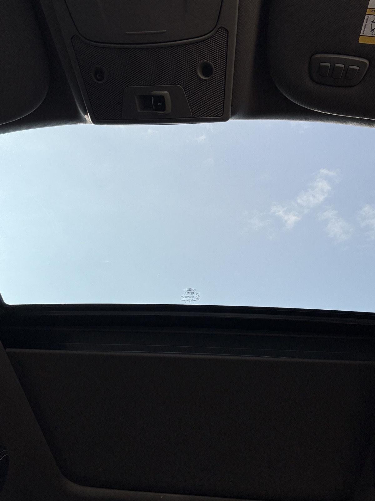 Used 2016 Blue Jeans Metallic Ford Platinum image 22
