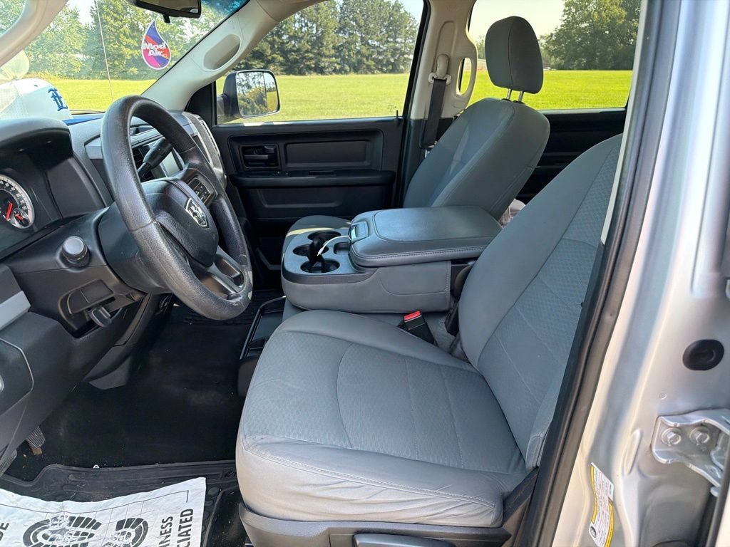 Used 2016 Bright Silver Metallic Clearcoat Ram Tradesman image 6