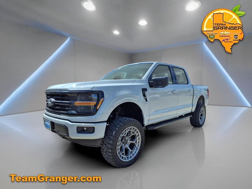 Used 2026 White Ford XLT image 3