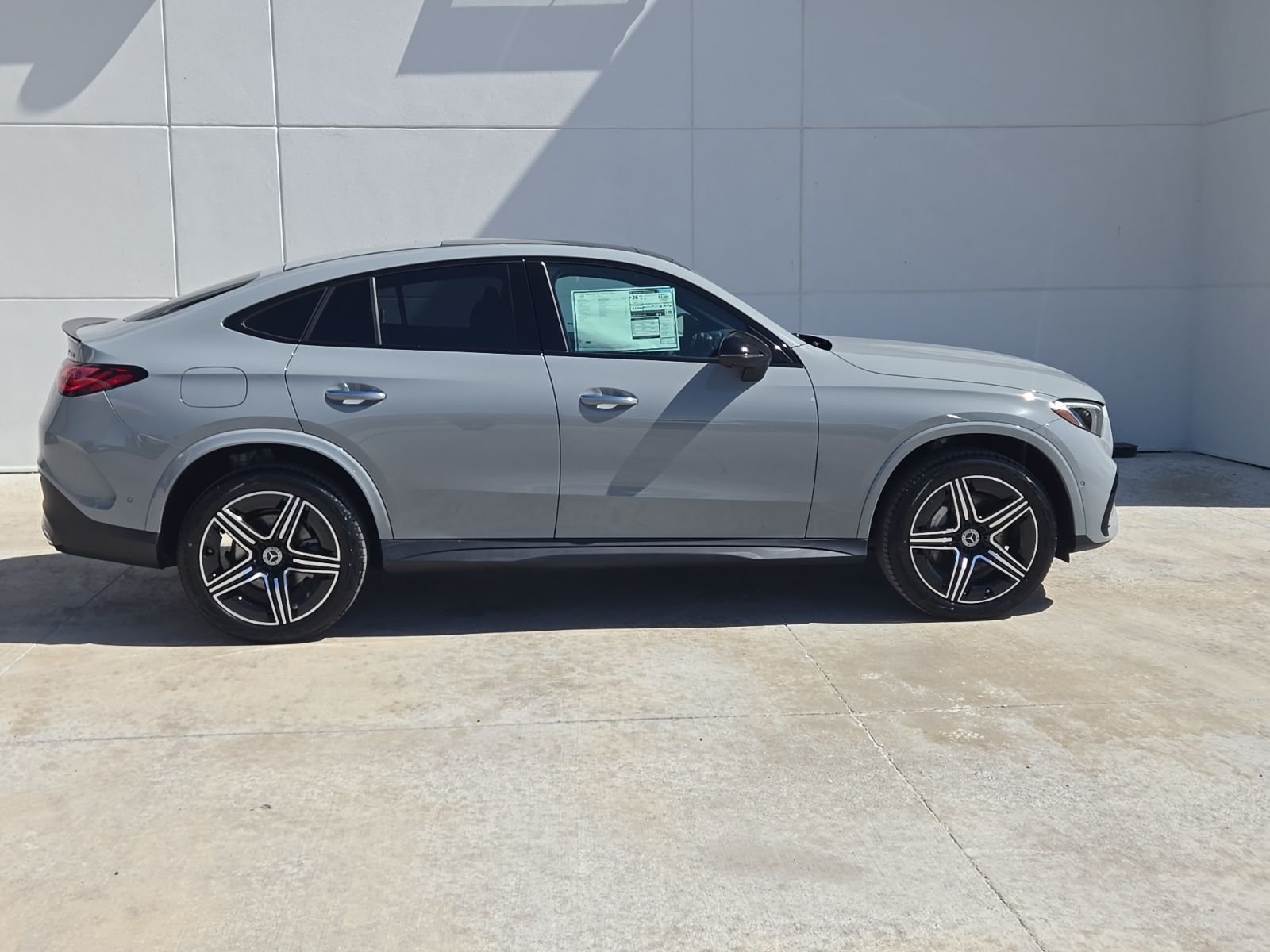 New 2026 MANUFAKTUR Alpine Grey Mercedes-Benz GLC 300 Coupe image 9