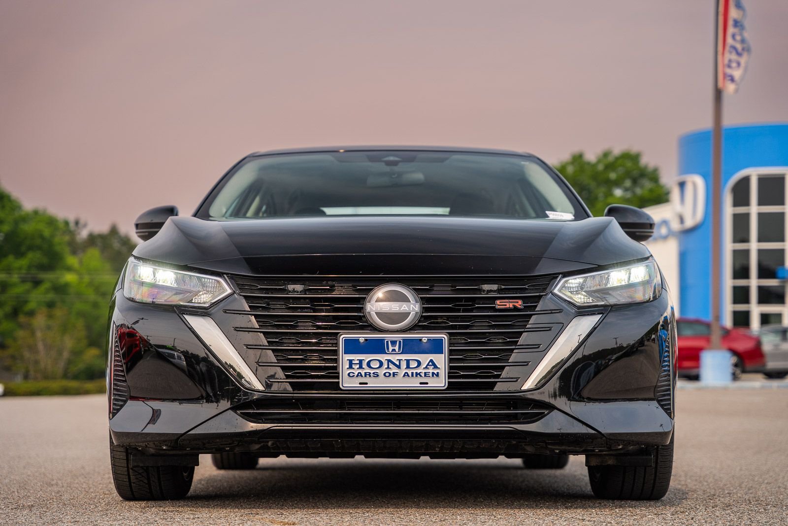 2025 Nissan Sentra SR - Photo 2