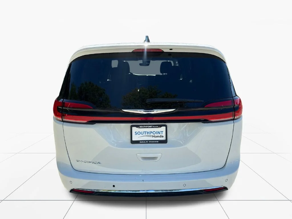 Used 2024 Bright White Clearcoat Chrysler Touring L image 7