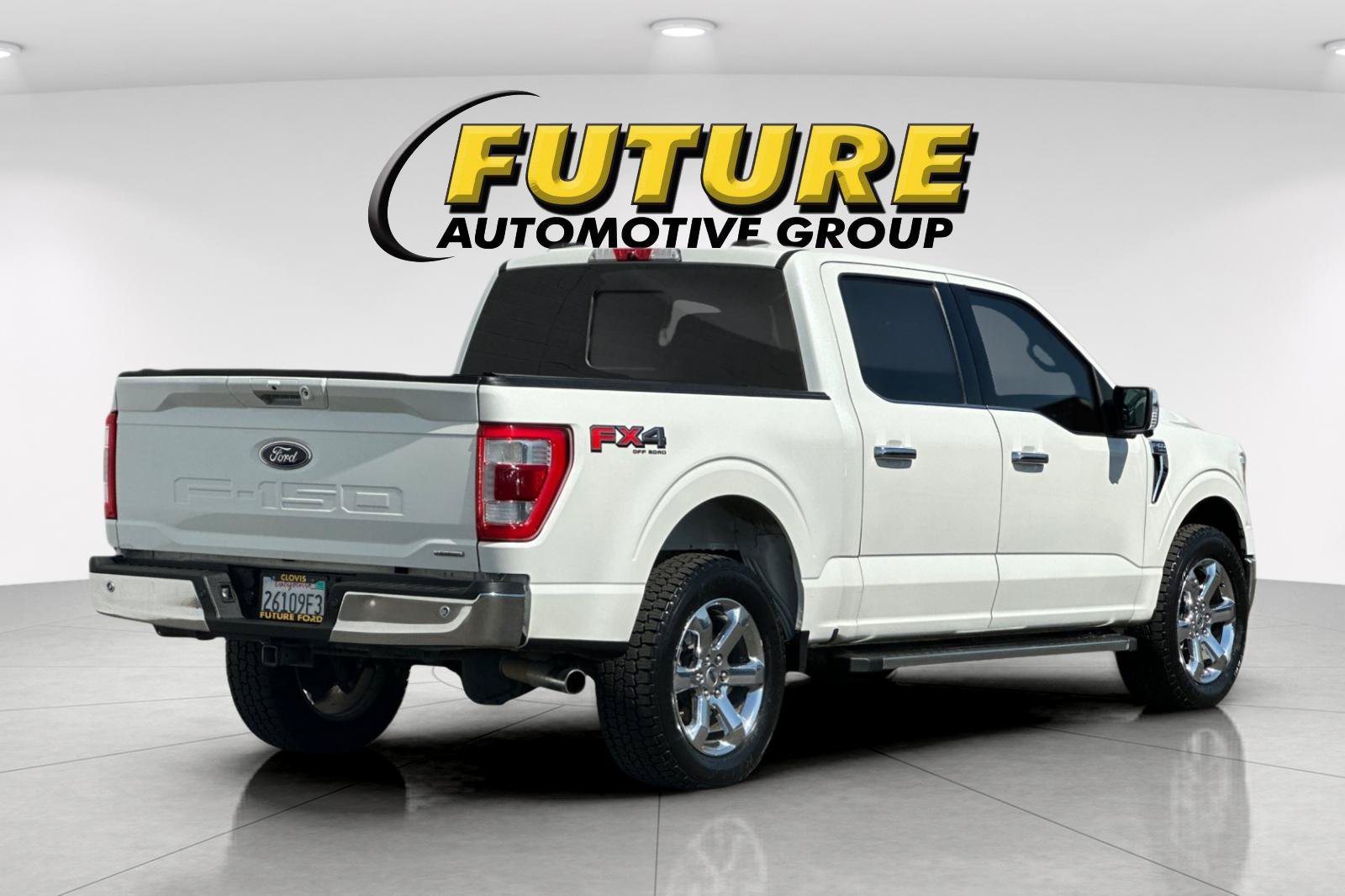 Used 2021 White Ford Lariat image 3