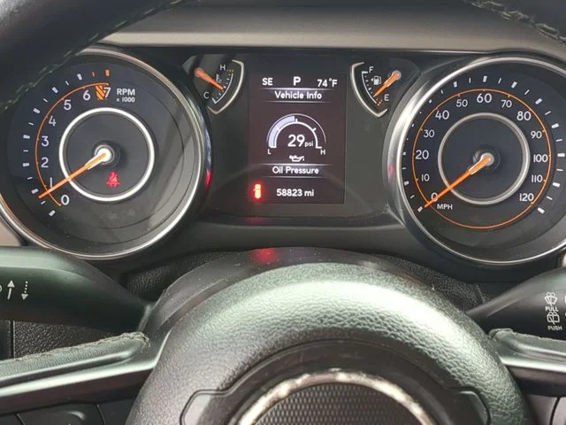 Used 2020 Orange Jeep Sport S image 19