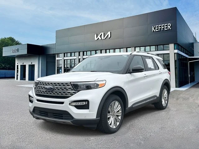 Used 2021 White Ford Limited image 4