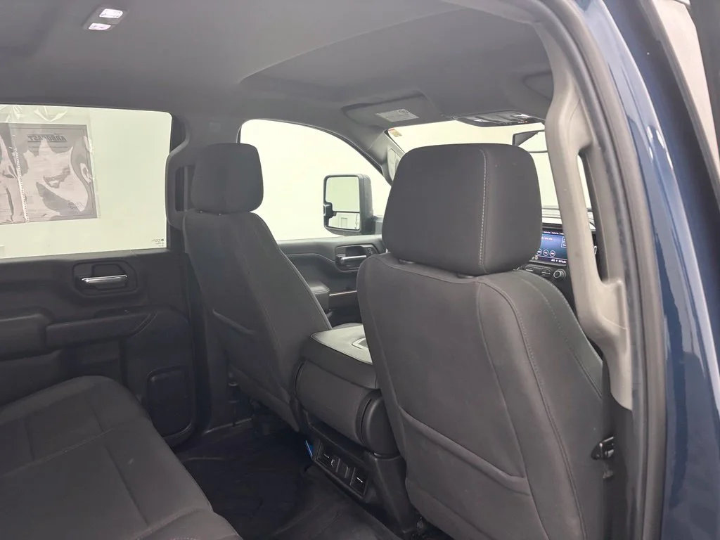 Used 2022 Blue Chevrolet LT image 40