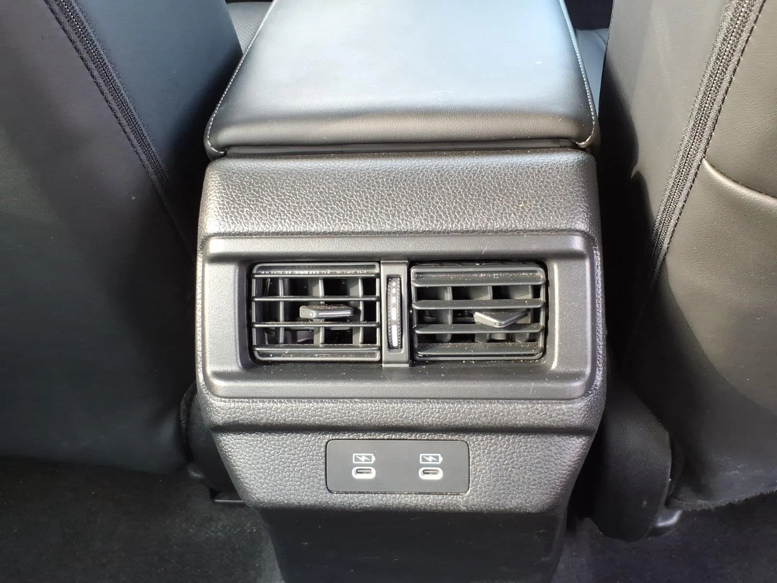Used 2023 Meteorite Gray Metallic Honda Touring image 28