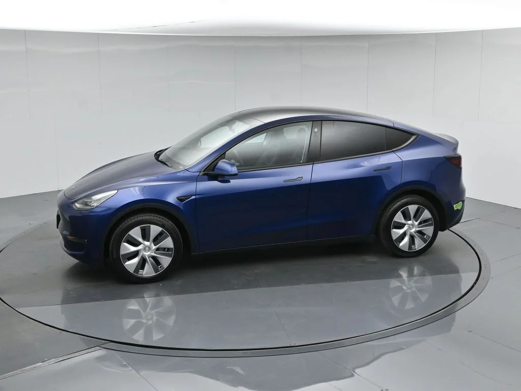 Used 2023 Blue Tesla Long Range image 38