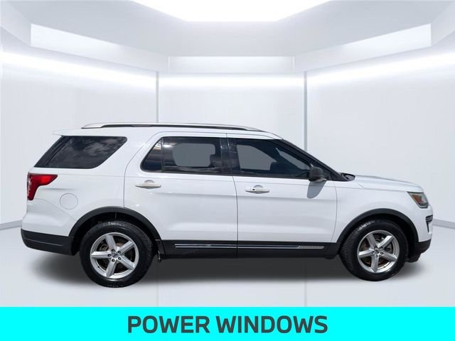 Used 2018 White Ford XLT image 7