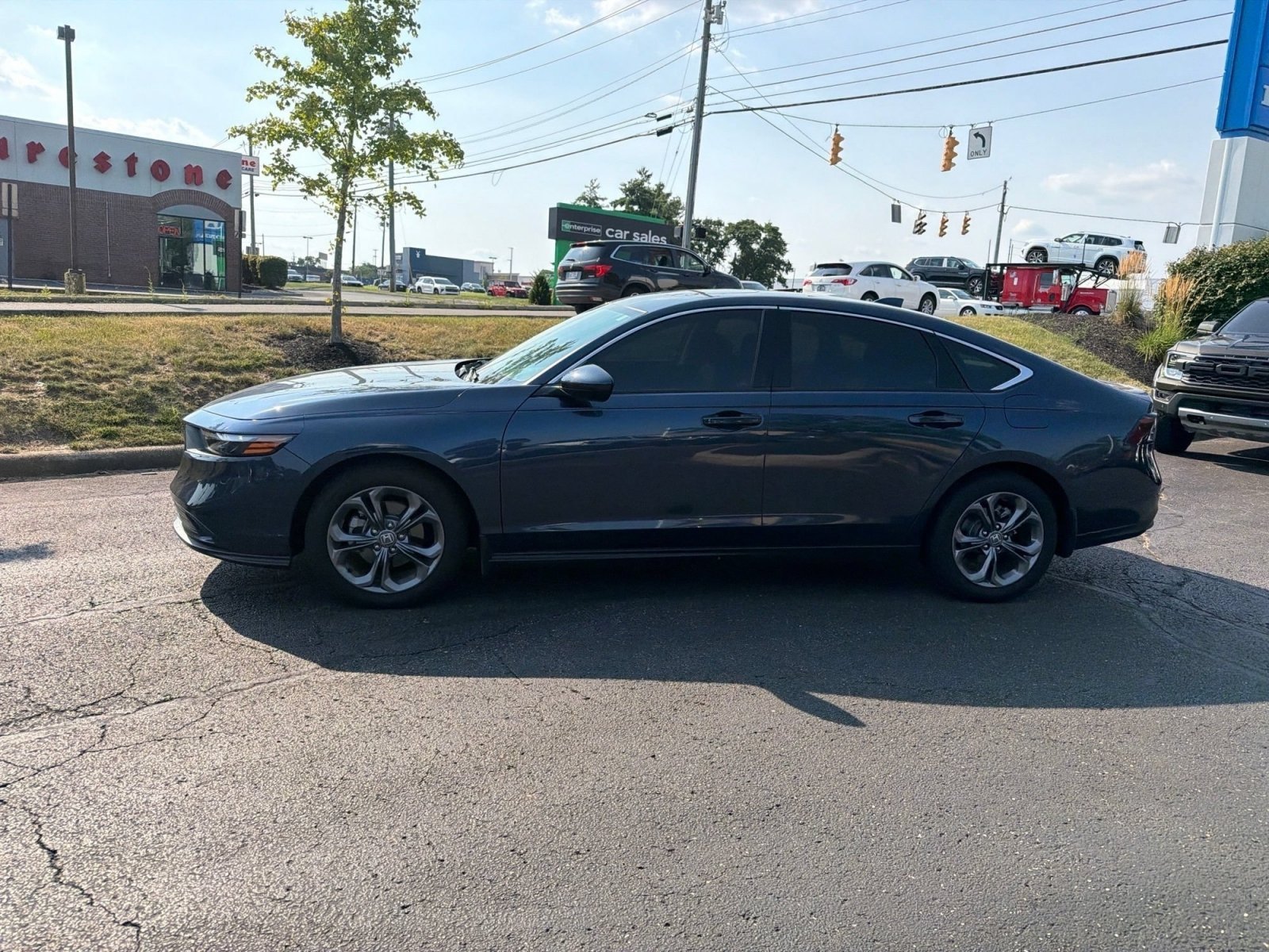 Certified Used 2024 Canyon River Blue Metallic Honda EX image 19