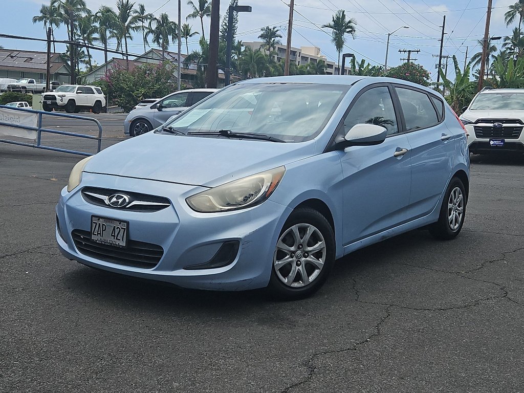 2013 Hyundai Accent GS 5-Door 6-Speed Automatic's photo