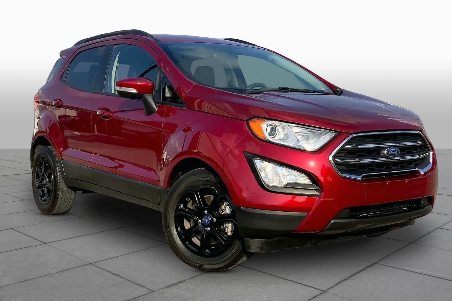 Used 2021 Ruby Red Metallic Tinted Clearcoat Ford SE image 3