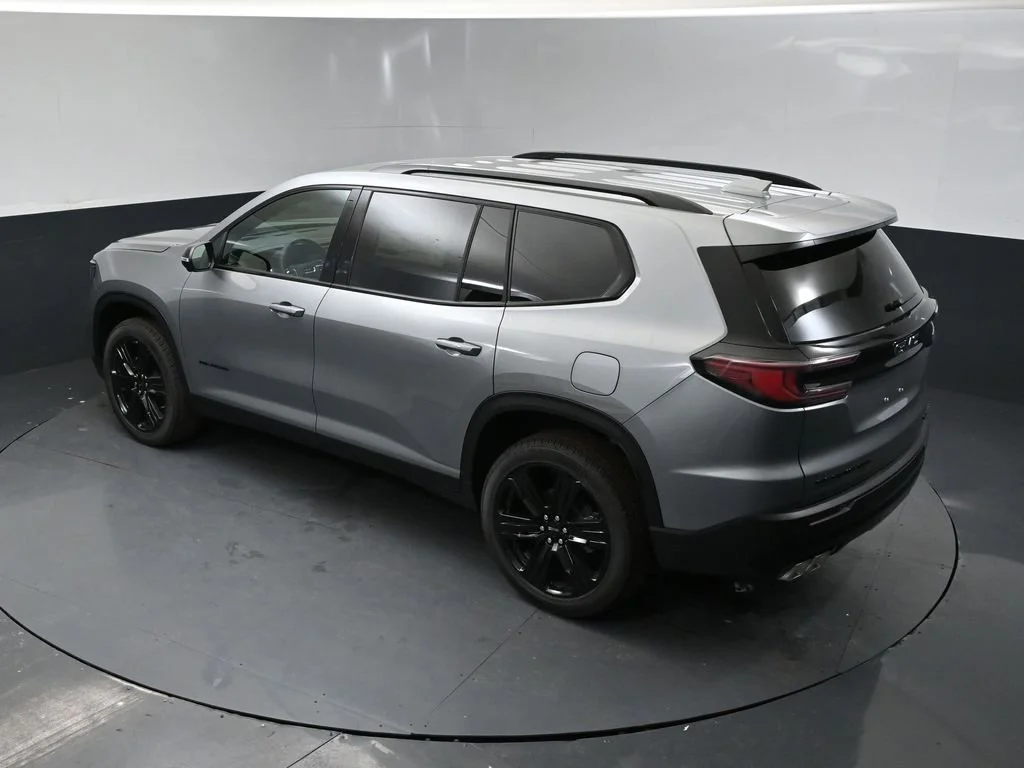 New 2026 Sterling Metallic GMC Elevation image 53