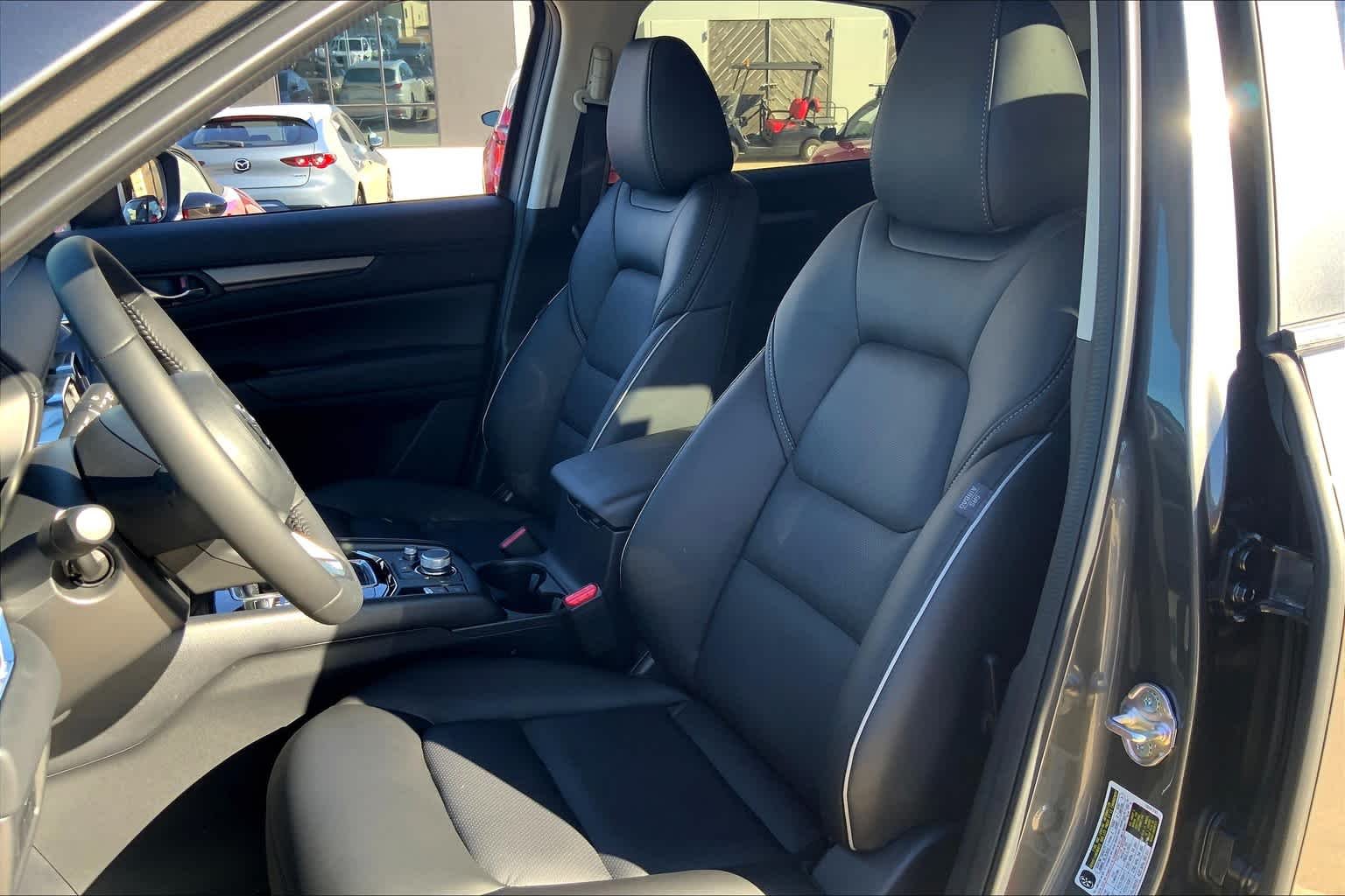 2025 Mazda CX-5 S Select Package - Photo 9