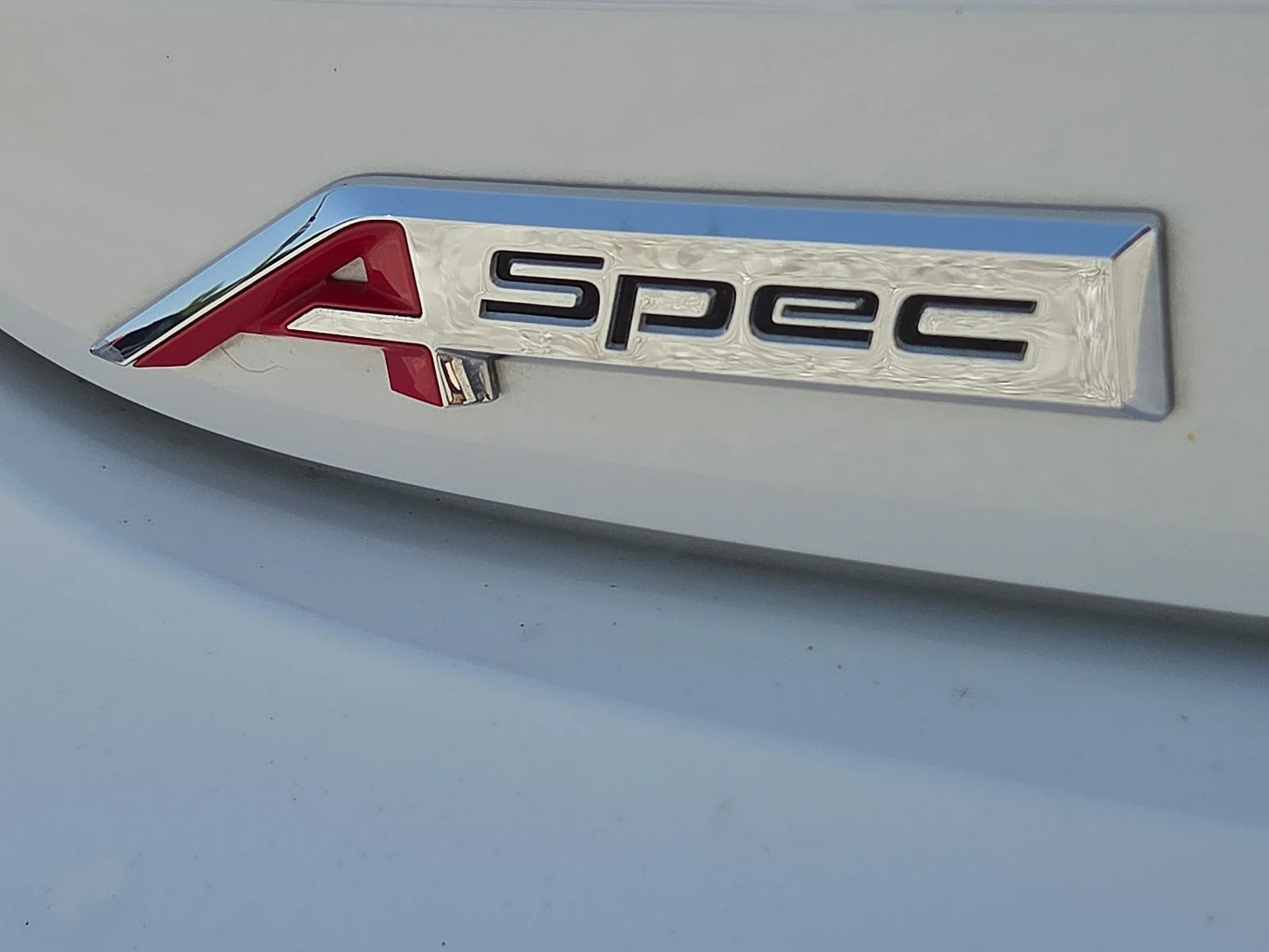 Used 2025 Platinum White Pearl Acura w/A-Spec Package image 8