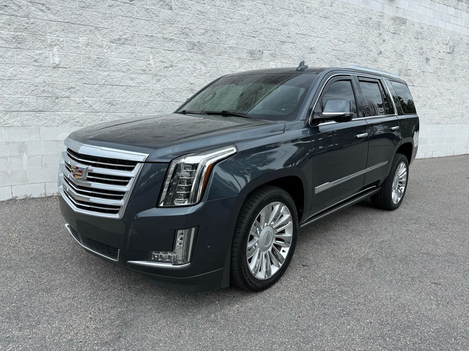 2019 Cadillac Escalade Platinum