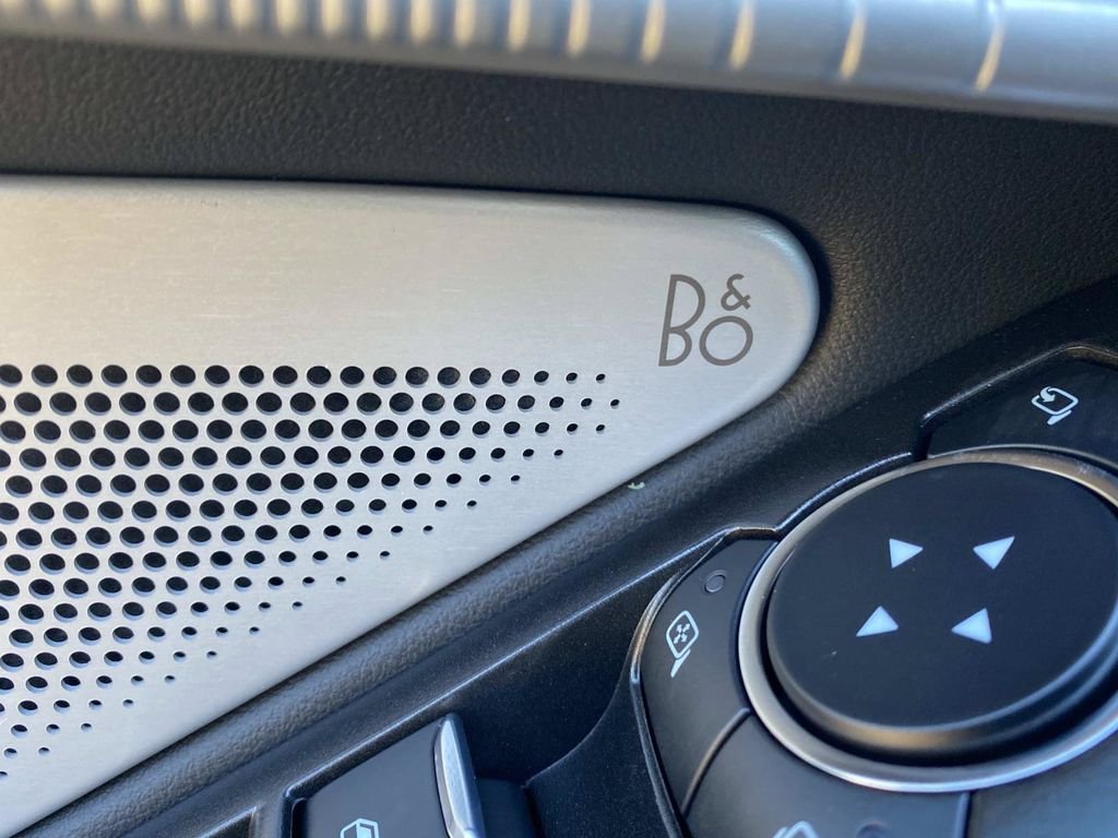 New 2026 Carbonized Gray Metallic Ford Tremor® image 13