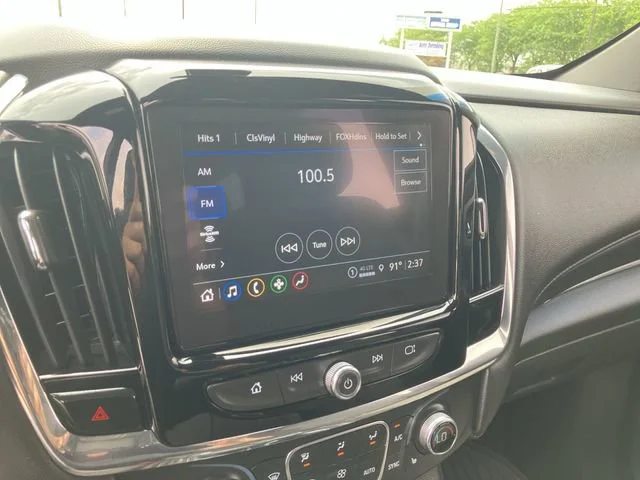 2023 Chevrolet Traverse 1LT - Photo 13