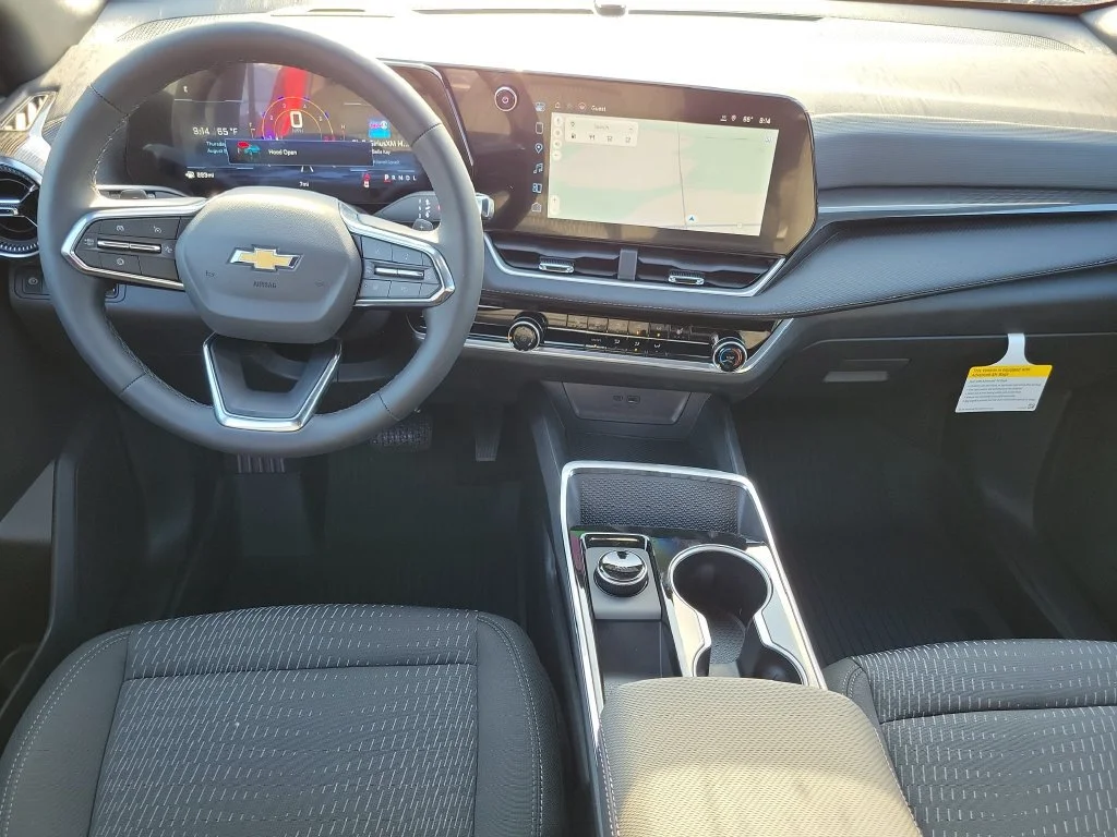 2027 Chevrolet Equinox LT - Photo 19