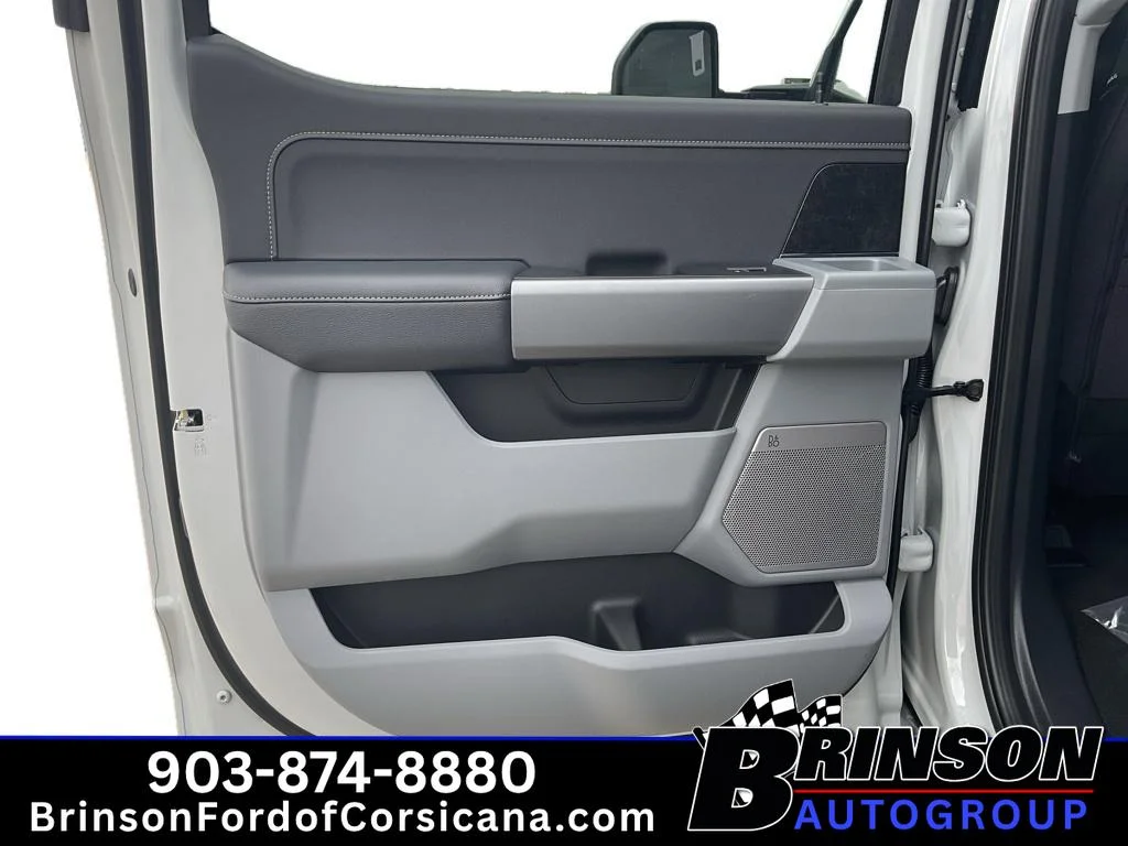 New 2026 Avalanche Ford XLT image 6