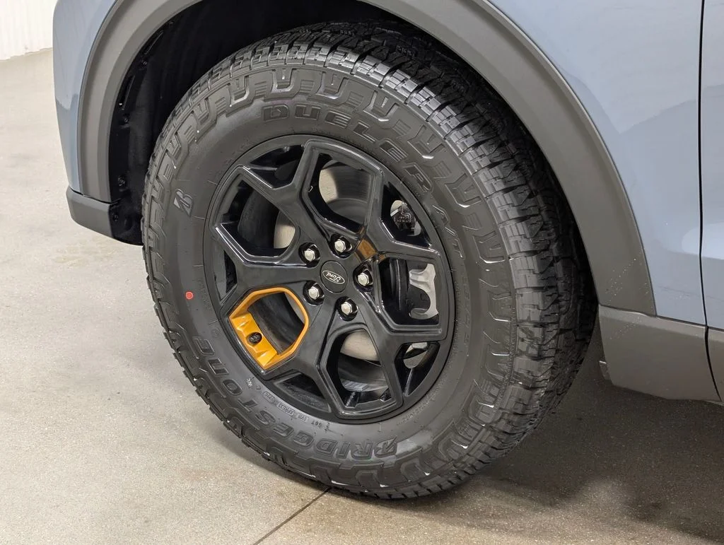 New 2026 Vapor Blue Metallic Ford Tremor® image 2
