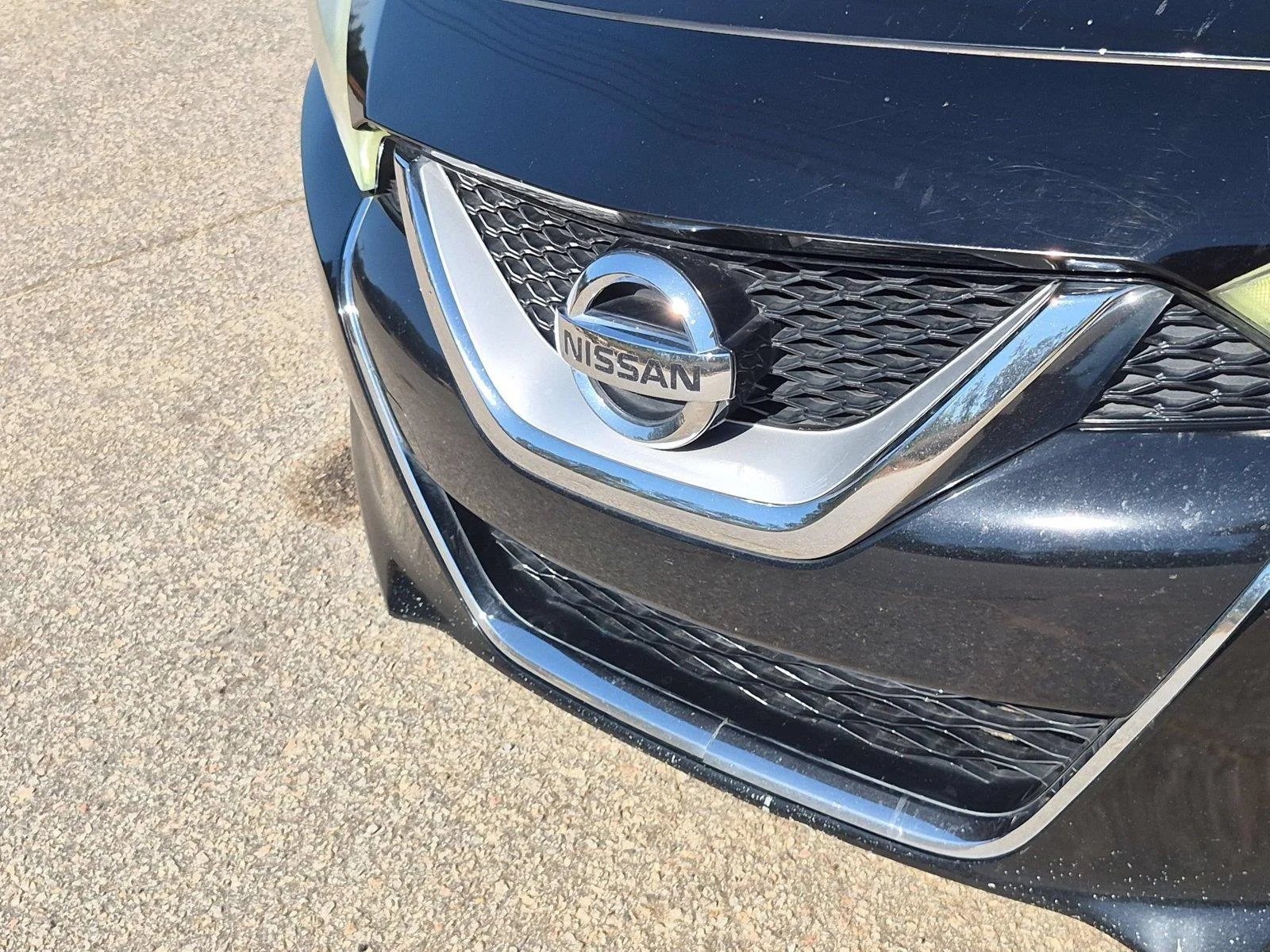 Used 2016 Super Black Nissan 3.5 S image 13
