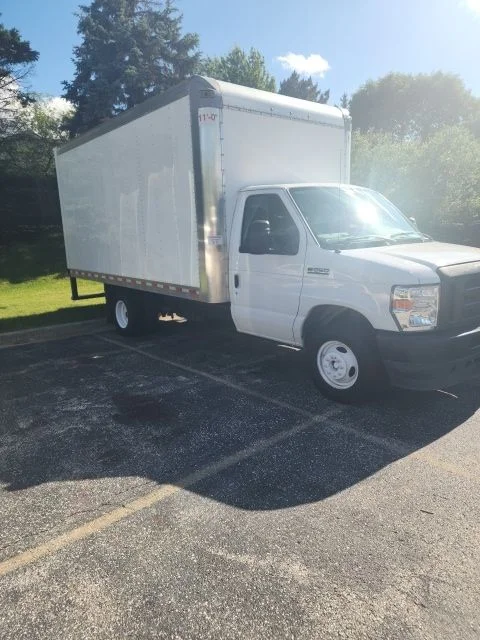Used 2022 White Ford Base image 1