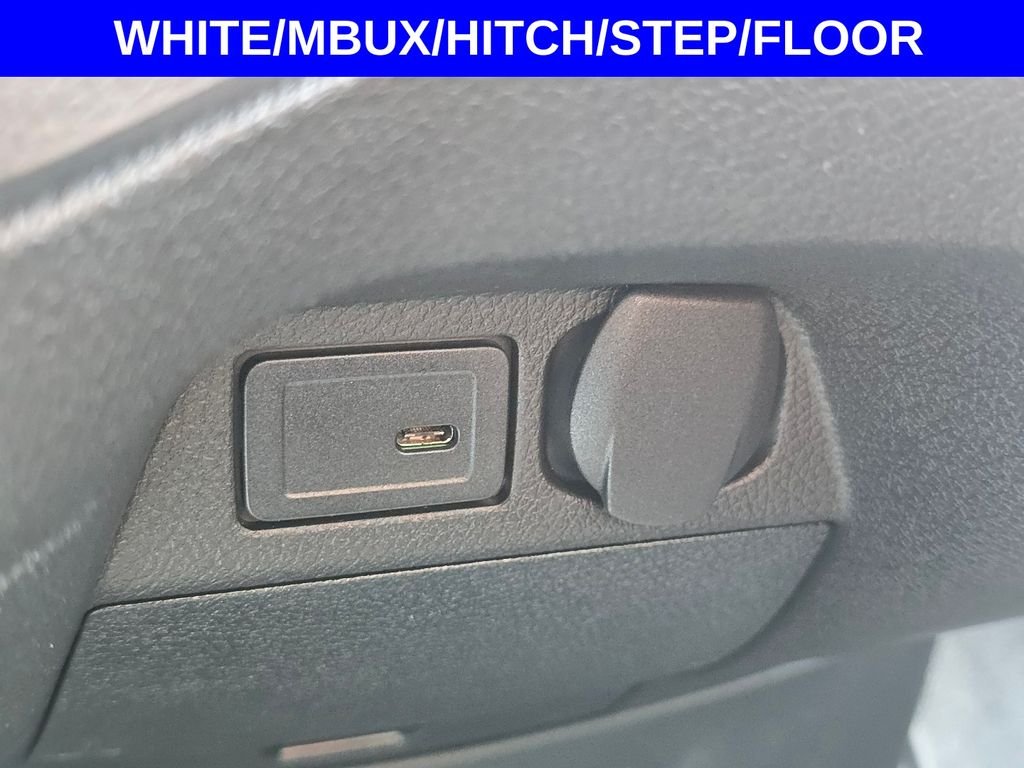 New 2026 Arctic White Mercedes-Benz Cargo 170 WB image 26