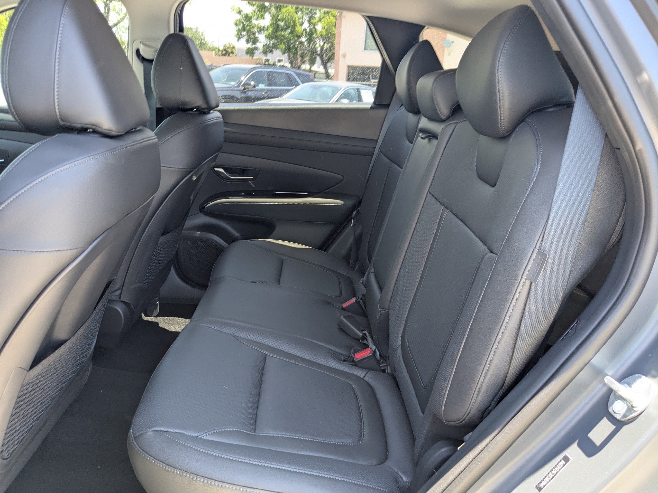 2025 Hyundai Tucson Limited - Photo 15