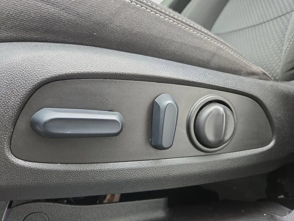 2023 GMC Terrain SLE - Photo 15