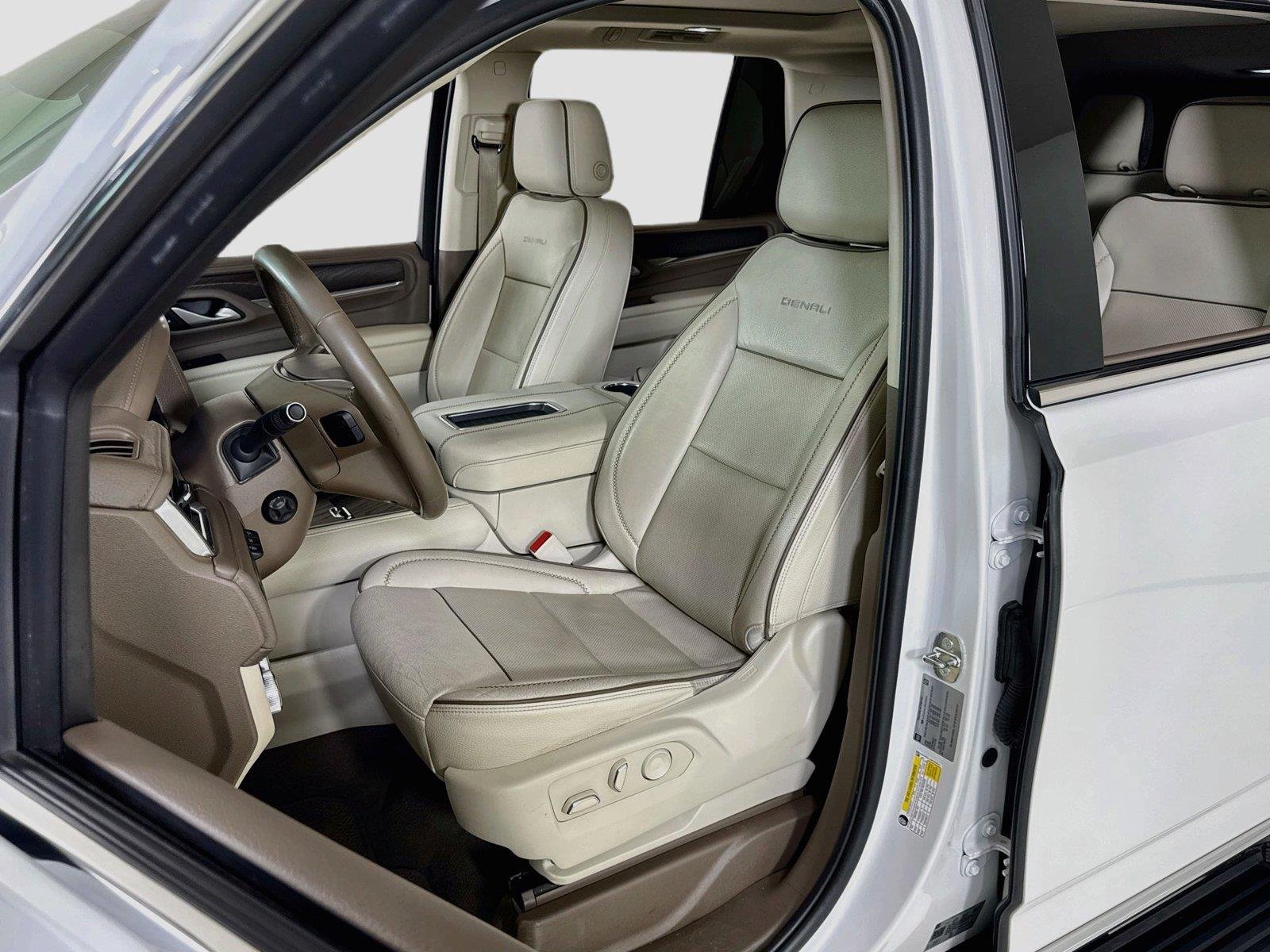 Used 2022 White Frost Tricoat GMC Denali | 22