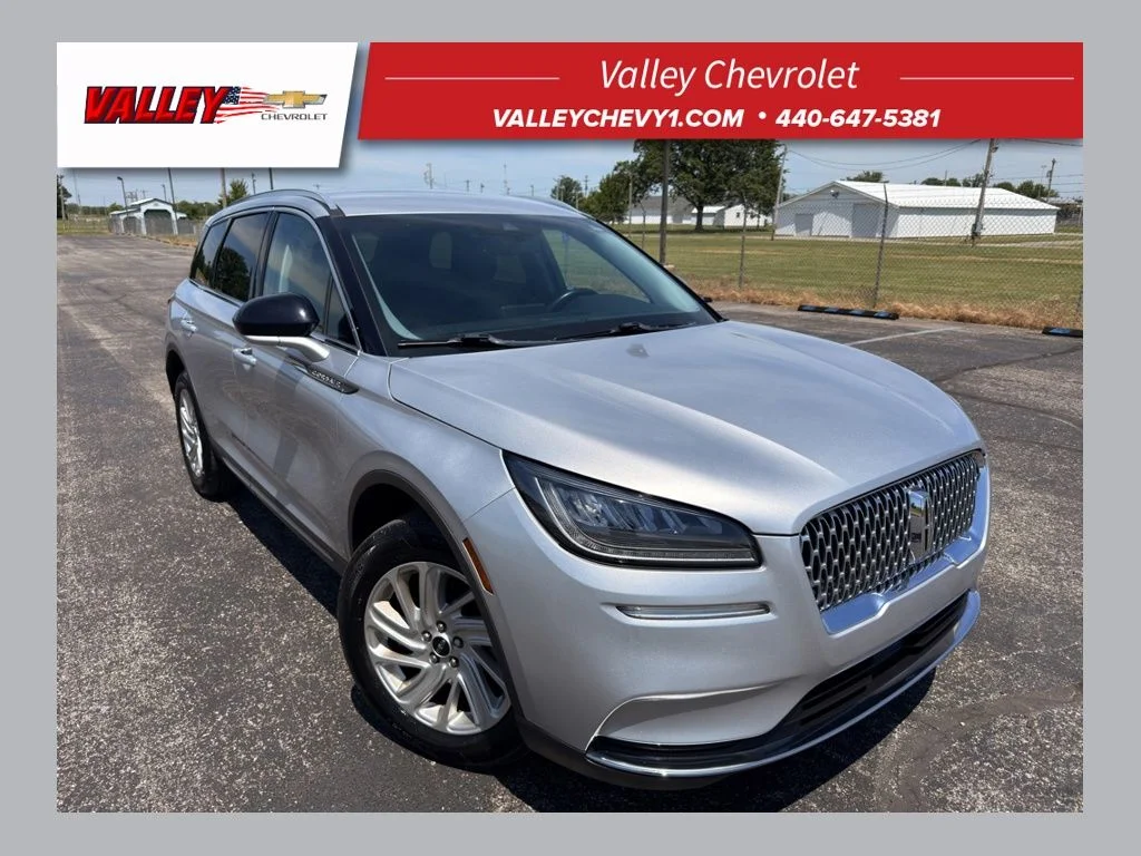 Used 2020 Silver Lincoln Standard image 1