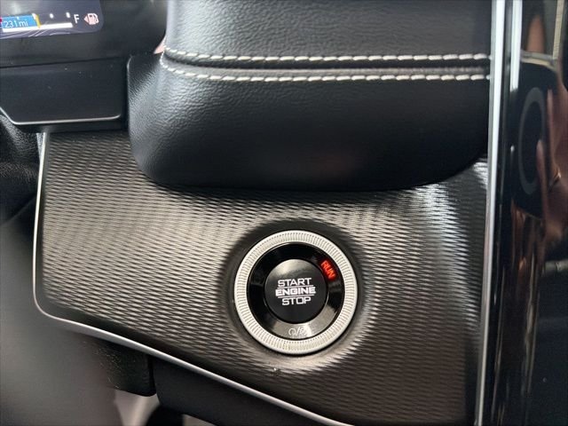 Used 2025 Gray Jeep Altitude X image 24