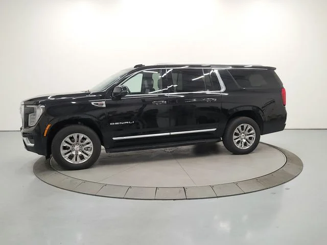 Used 2025 Black GMC Denali image 5