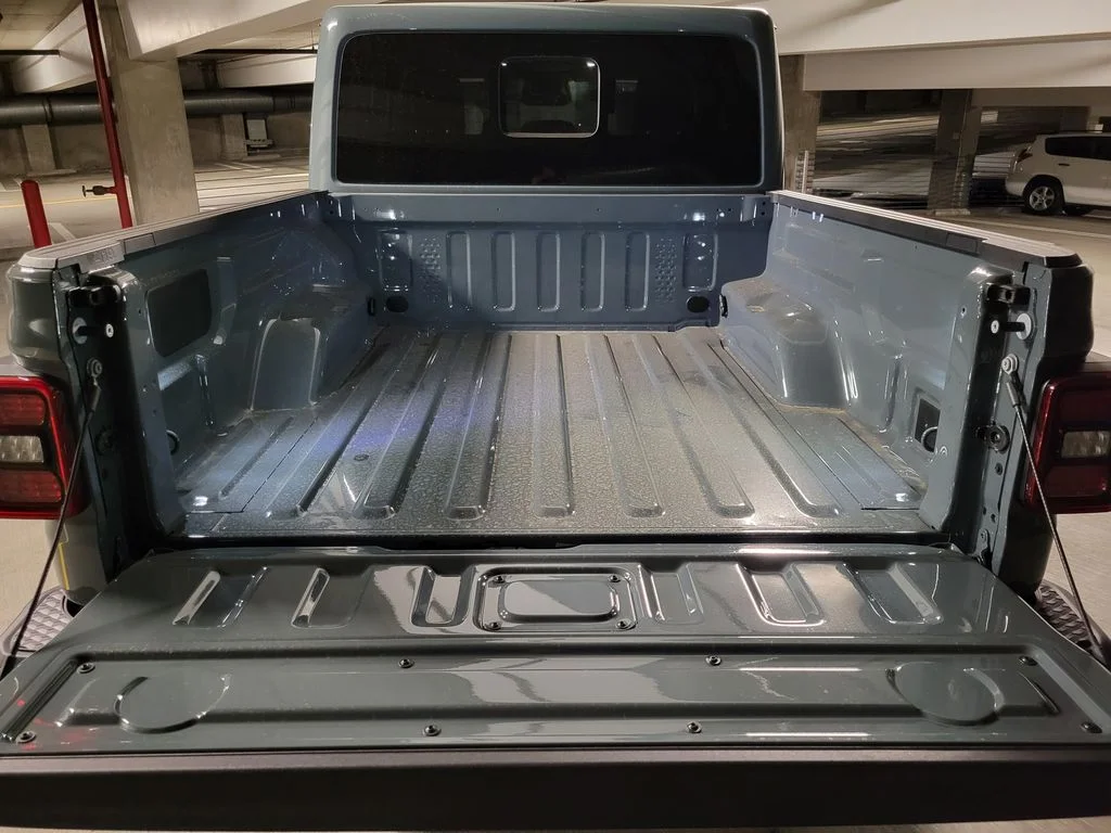 New 2026 Anvil Clearcoat Jeep Mojave image 19