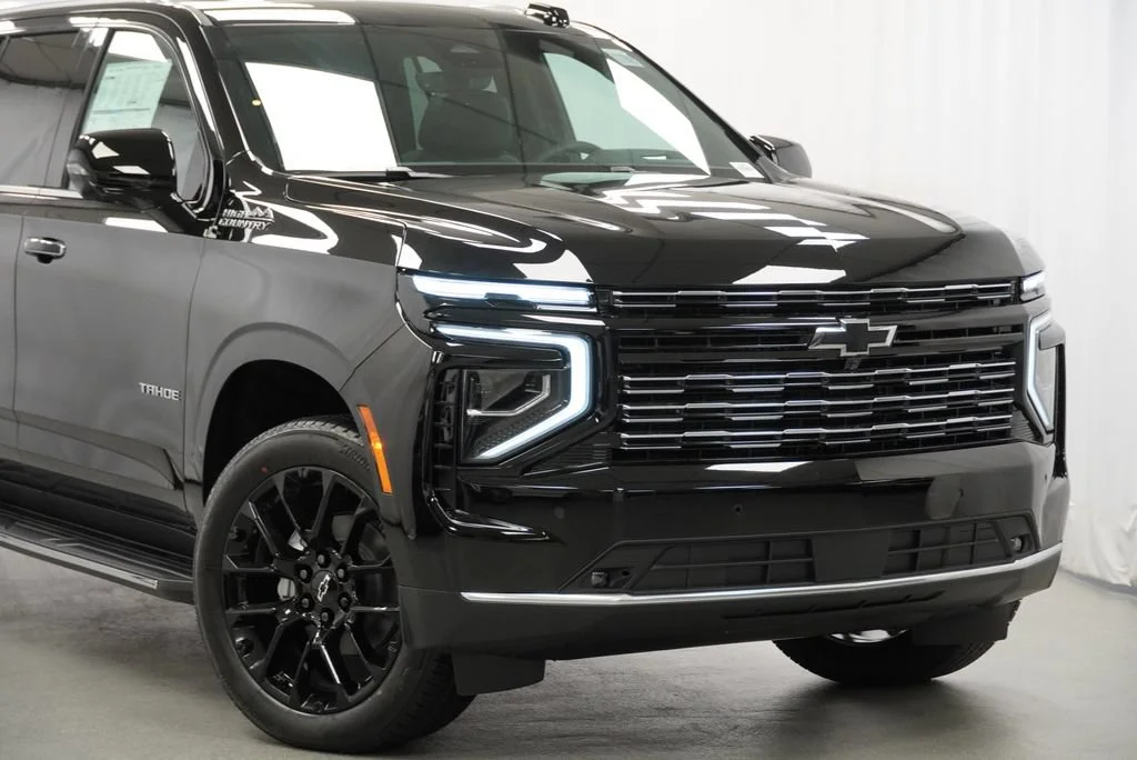 New 2026 Black Chevrolet High Country image 9