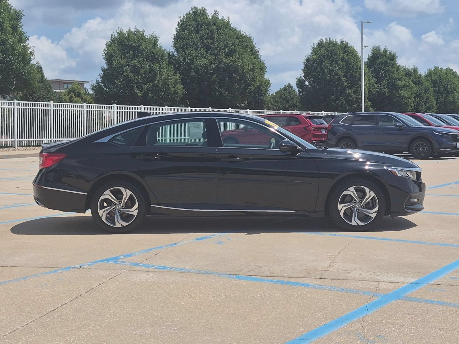 2019 Honda Accord EX-L - Photo 6