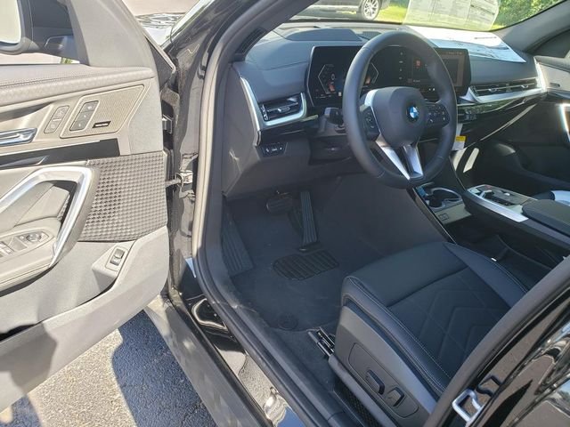 2026 BMW X2 28i - Photo 11