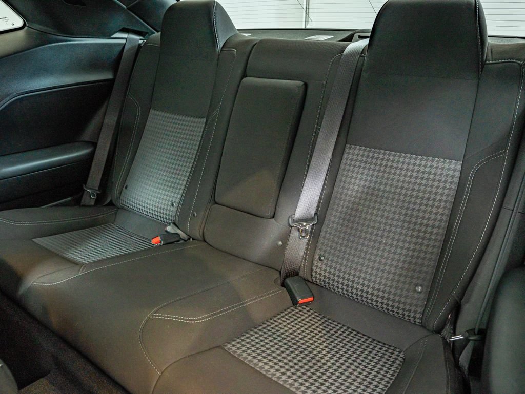 Used 2021 Pitch Black Clearcoat Dodge SXT image 33