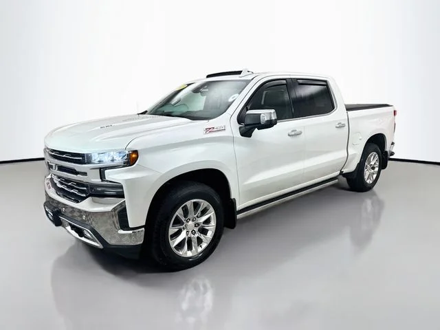 Certified Used 2019 Iridescent Pearl Tricoat Chevrolet LTZ image 3
