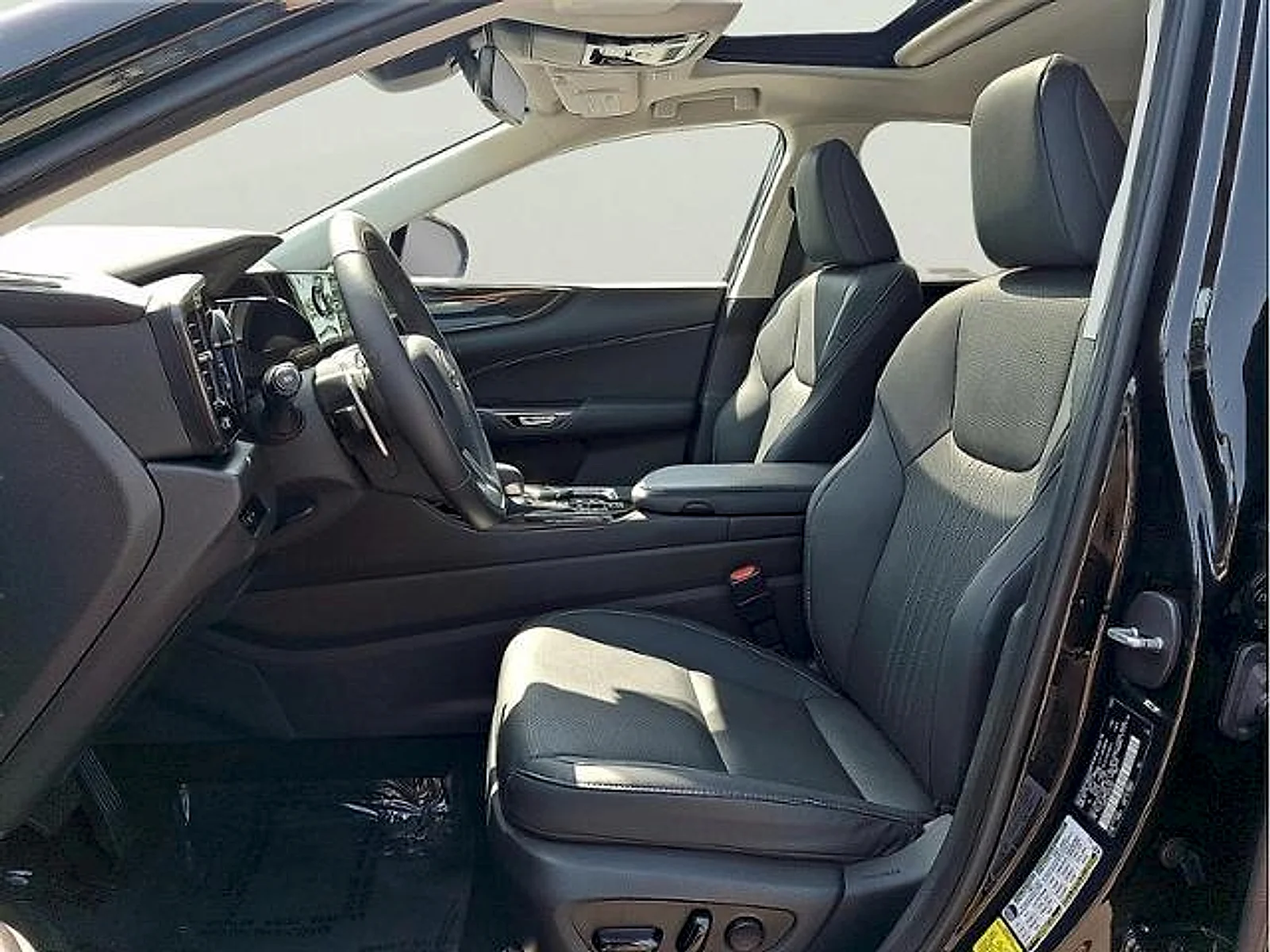 Used 2024  Lexus  image 11