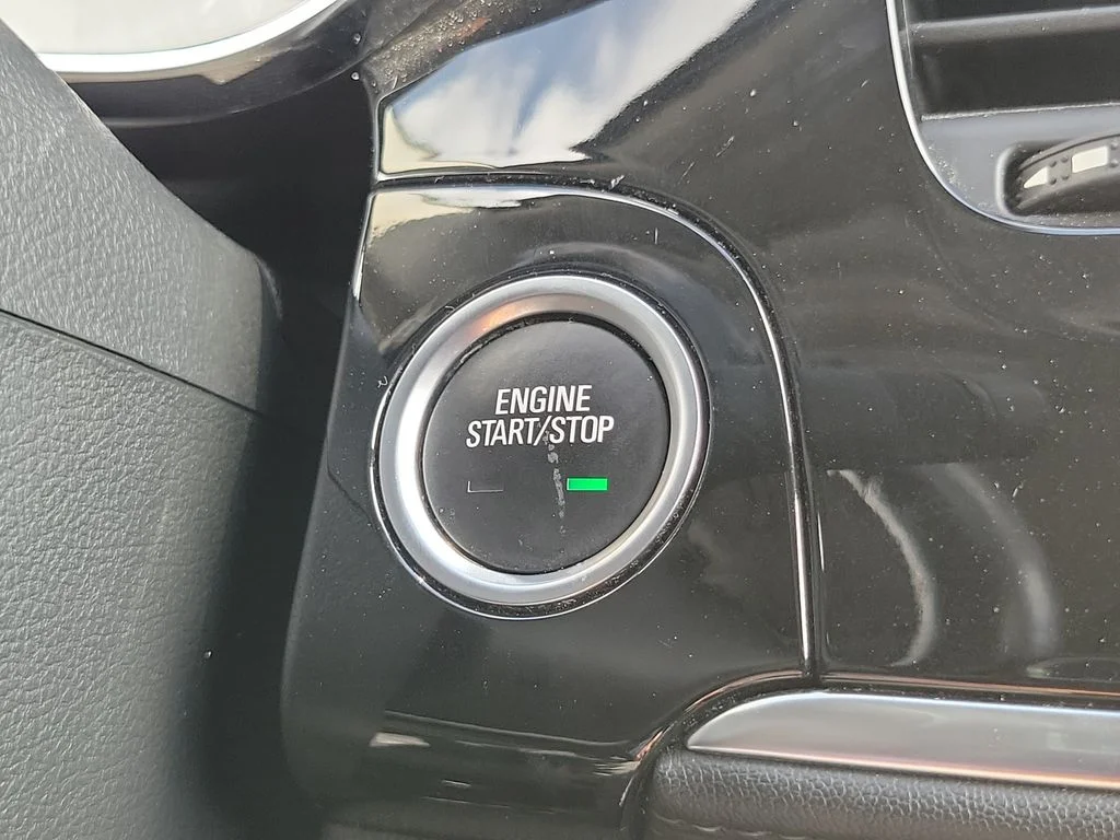 Used 2018 Gray Buick Preferred image 37