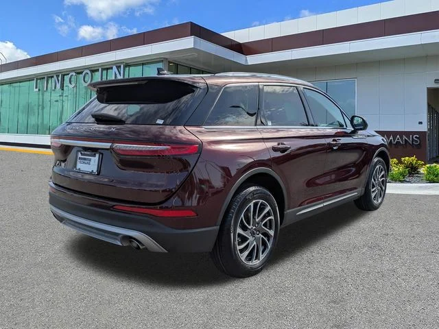 Used 2020 Burgundy Velvet Lincoln Standard image 4