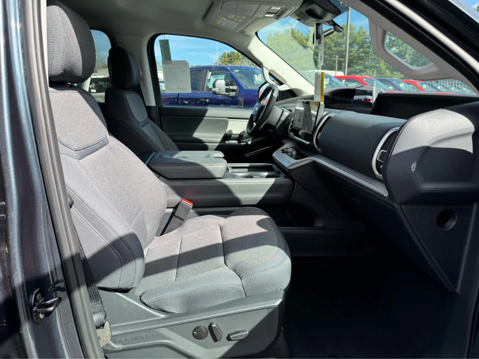 2025 Ford Expedition MAX Active - Photo 16