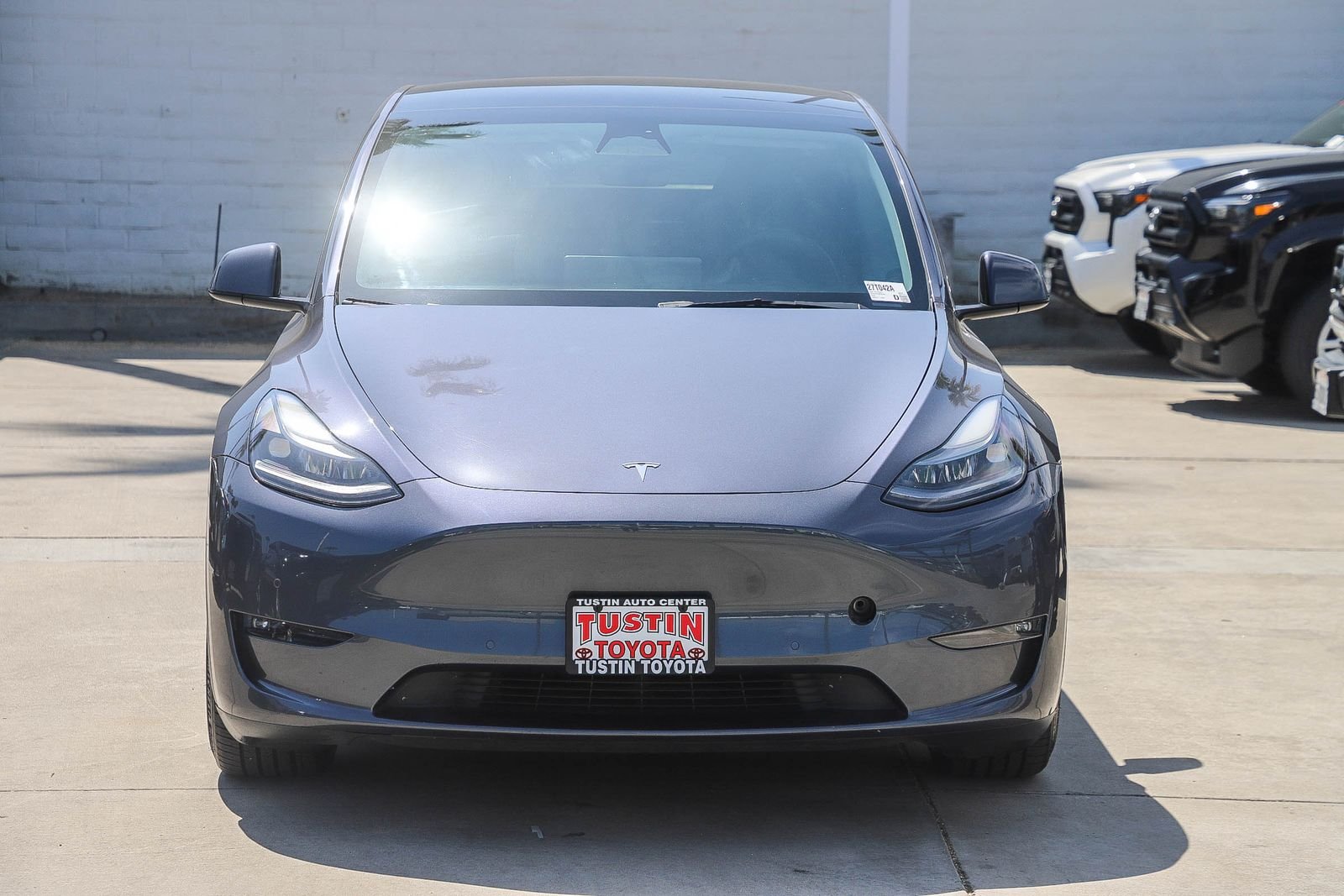 Used 2022 Tesla Model Y Performance with VIN 7SAYGDEF8NF507663 for sale in Tustin, CA