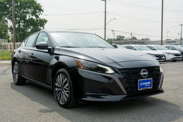 New 2026 Super Black Nissan SV image 4