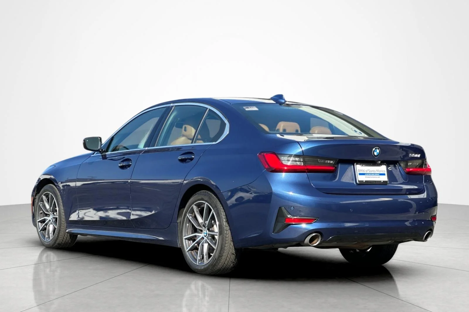 Used 2021 Phytonic Blue Metallic BMW 330i image 3